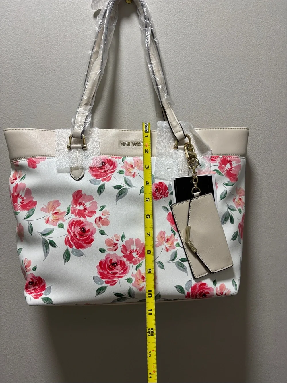 Nine West White Floral Tote Purse Bag Pink Roses Attached Keyring Card Holder
